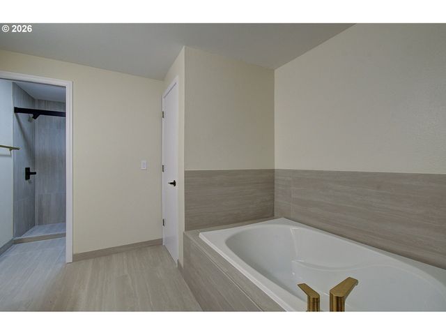 3308 Ne 94TH Way, Vancouver, WA 98665