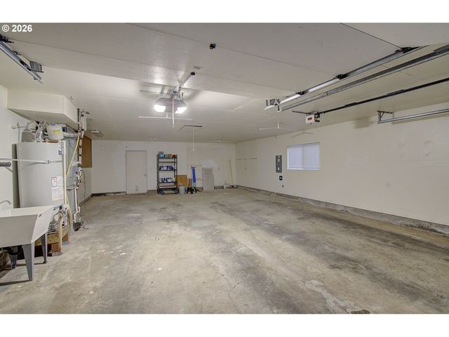 3308 Ne 94TH Way, Vancouver, WA 98665