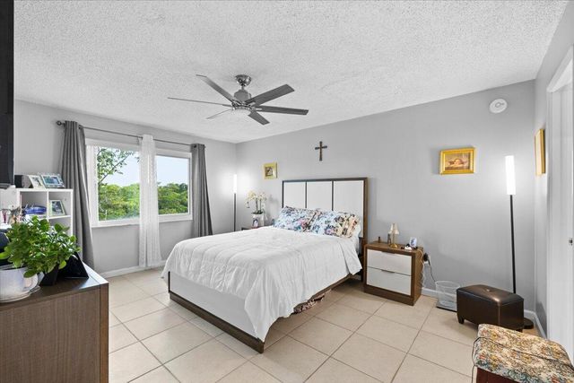 8280 SW 24th Street 7302, North Lauderdale, FL 33068