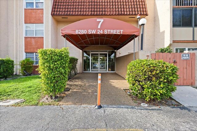 8280 SW 24th Street 7302, North Lauderdale, FL 33068