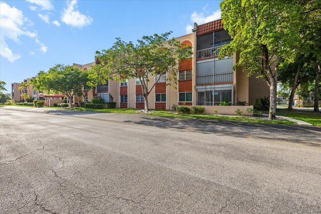 8280 SW 24th Street 7302, North Lauderdale, FL 33068