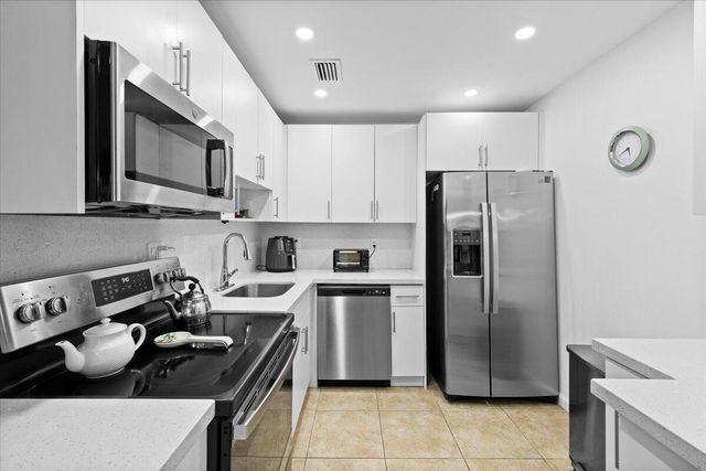 8280 SW 24th Street 7302, North Lauderdale, FL 33068