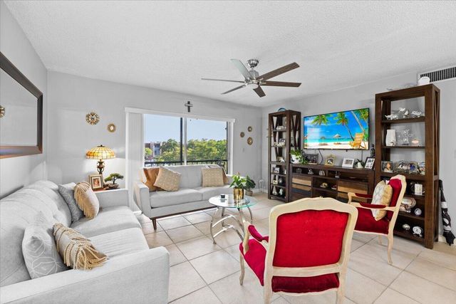 8280 SW 24th Street 7302, North Lauderdale, FL 33068