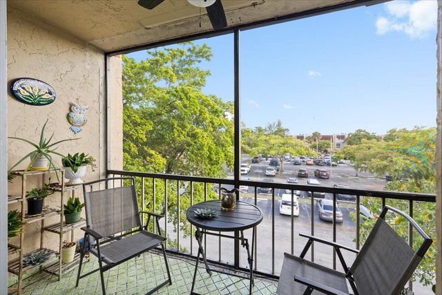 8280 SW 24th Street 7302, North Lauderdale, FL 33068