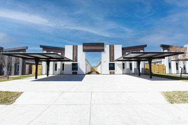 405 N Emerald Avenue, Edinburg, TX 78541