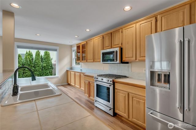 24918 161st Place SE, Covington, WA 98042