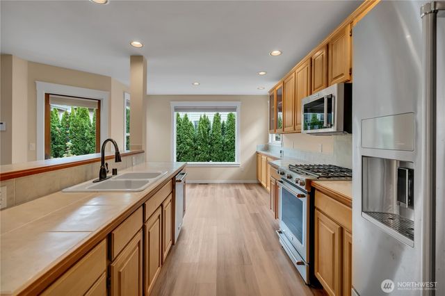 24918 161st Place SE, Covington, WA 98042