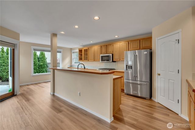 24918 161st Place SE, Covington, WA 98042