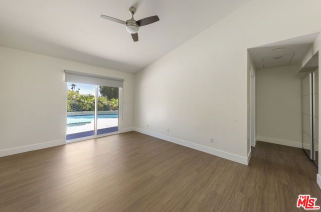 22427 De Kalb Drive, Calabasas, CA 91302
