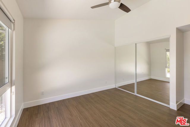22427 De Kalb Drive, Calabasas, CA 91302