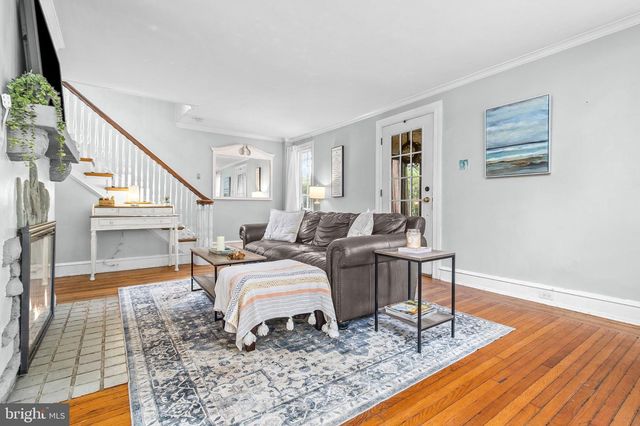 17 WINDSOR CIRCLE, Springfield, PA 19064