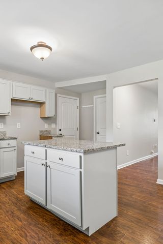 7503 Scarborough Pl, Fairview, TN 37062
