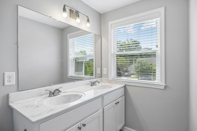 7503 Scarborough Pl, Fairview, TN 37062