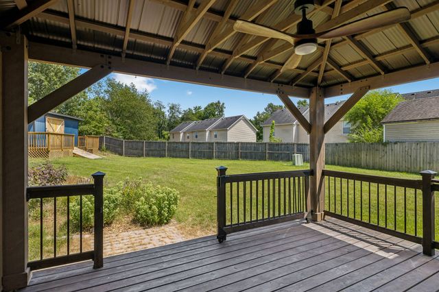 7503 Scarborough Pl, Fairview, TN 37062