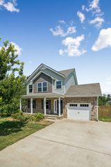 7503 Scarborough Pl, Fairview, TN 37062