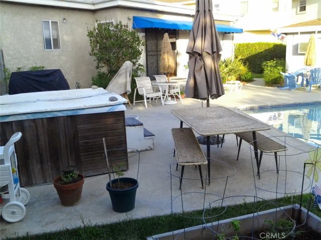 399 Ralcam A, Costa Mesa, CA 92627
