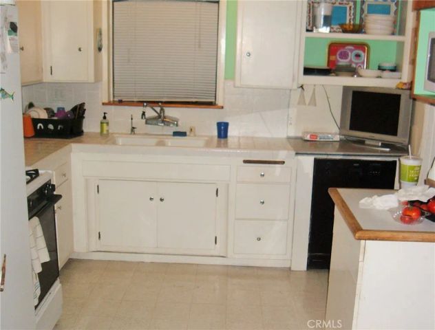 399 Ralcam A, Costa Mesa, CA 92627