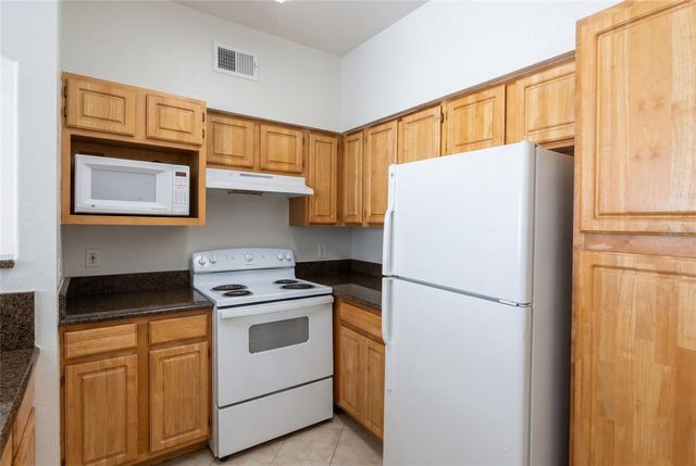 3344 CORONA VILLAGE WAY 205, Orlando, FL 32835