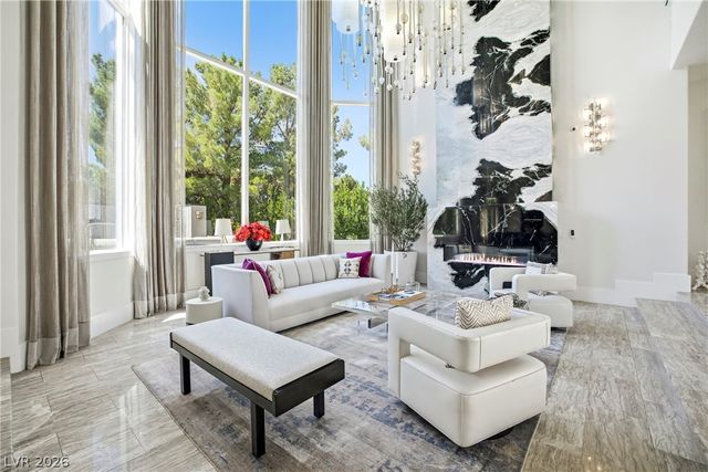 7 Vintage Valley Drive, Las Vegas, NV 89141