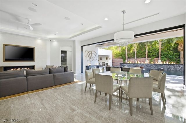 7 Vintage Valley Drive, Las Vegas, NV 89141