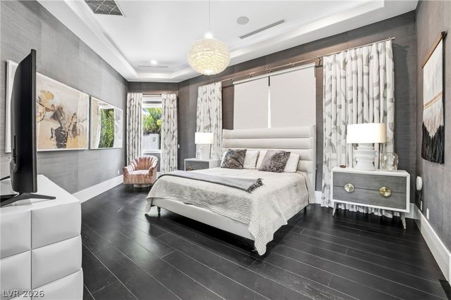 7 Vintage Valley Drive, Las Vegas, NV 89141