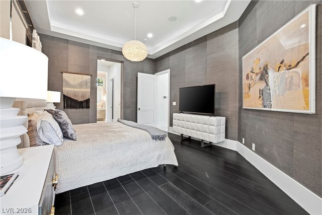 7 Vintage Valley Drive, Las Vegas, NV 89141