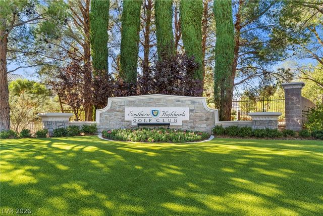 7 Vintage Valley Drive, Las Vegas, NV 89141