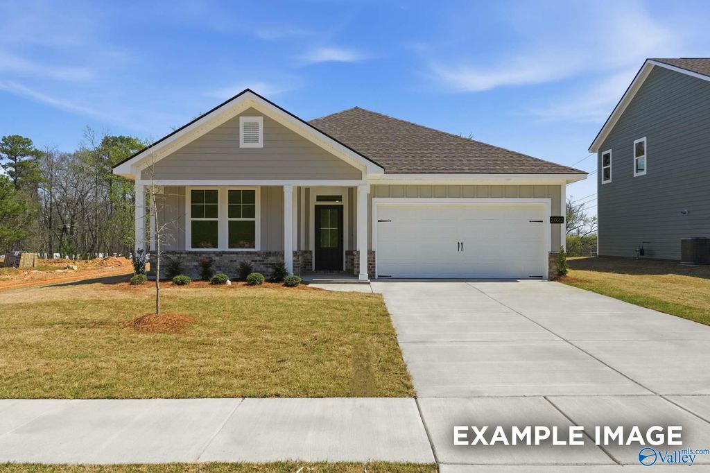 204 Hibiscus Drive, Hazel Green, AL 35750