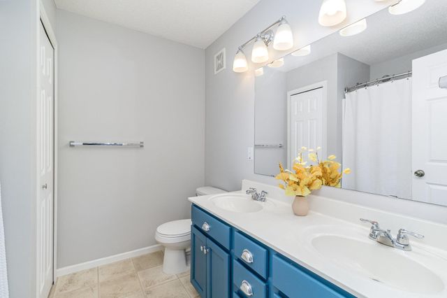 9640 Scott Circle N, Brooklyn Park, MN 55443