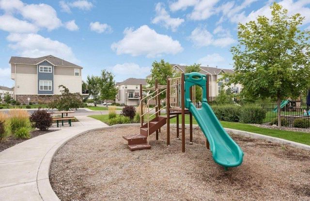 9640 Scott Circle N, Brooklyn Park, MN 55443