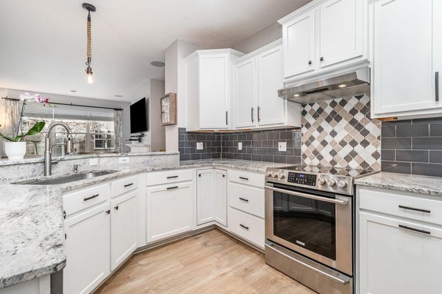 9640 Scott Circle N, Brooklyn Park, MN 55443