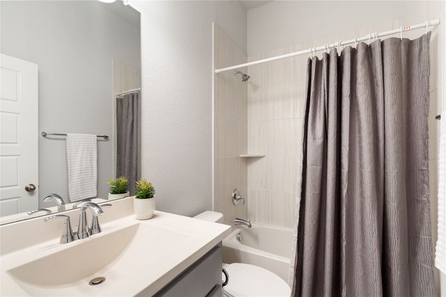 1000 Lamp Post Lane, Argyle, TX 76226