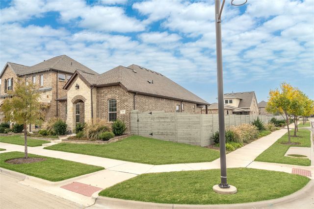 1000 Lamp Post Lane, Argyle, TX 76226