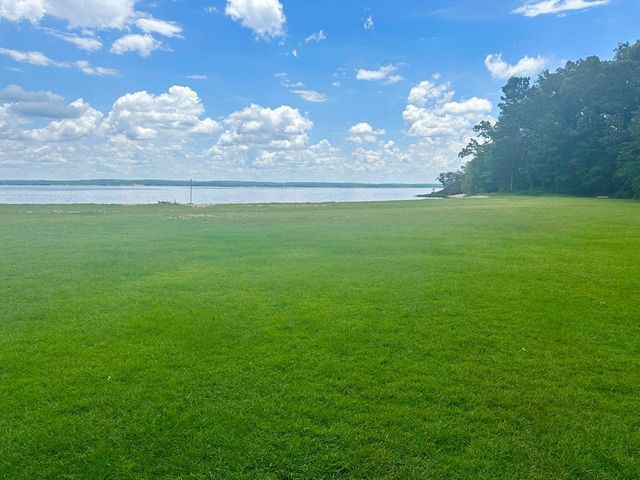 914 Lakeshore Dr, Abbeville, AL 36310