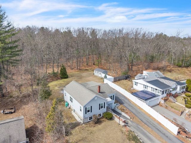 19 Elane, Methuen, MA 01844