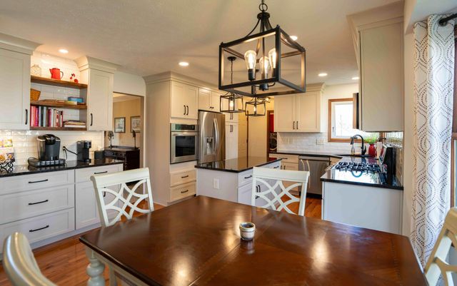 1392 Bingham Mills Drive, New Albany, OH 43054