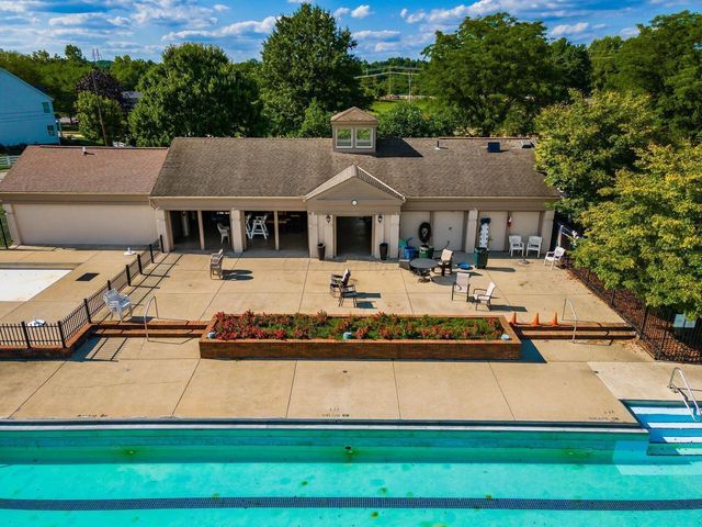1392 Bingham Mills Drive, New Albany, OH 43054