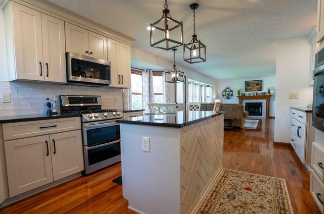1392 Bingham Mills Drive, New Albany, OH 43054