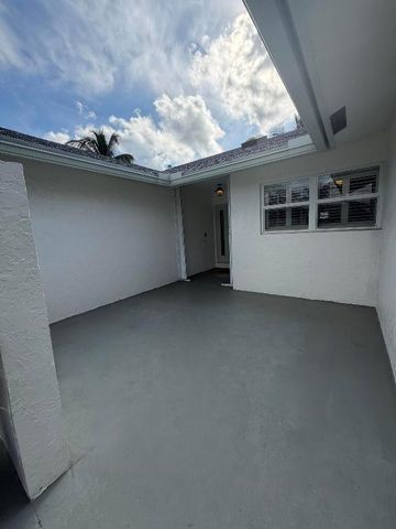 236 SE 9th Street, Dania Beach, FL 33004