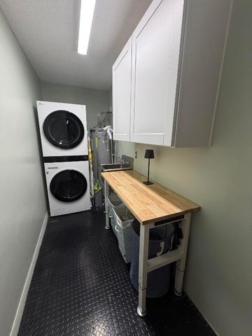 236 SE 9th Street, Dania Beach, FL 33004