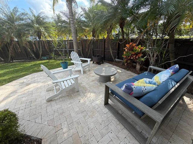 236 SE 9th Street, Dania Beach, FL 33004