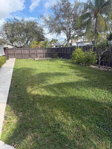 236 SE 9th Street, Dania Beach, FL 33004
