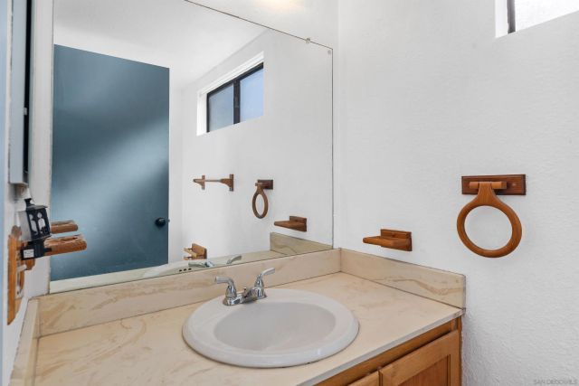 9220 Mast BLVD 27, Santee, CA 92071