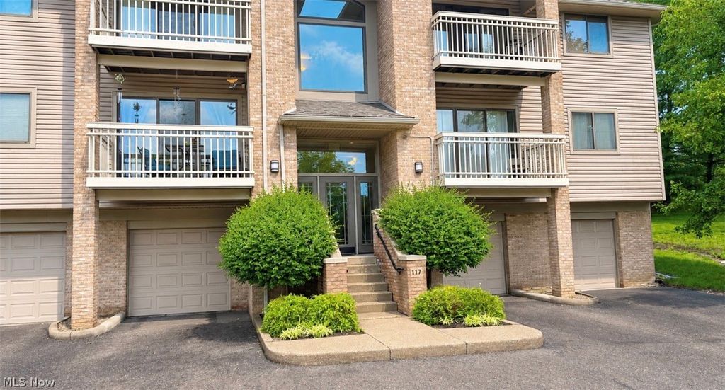 3800 Rosemont Boulevard 117B, Fairlawn, OH 44333
