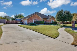 2200 High Meadow Drive, Denton, TX 76208