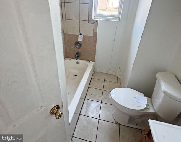 3012 KENTUCKY AVE, Baltimore, MD 21213