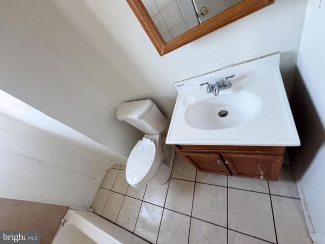 3012 KENTUCKY AVE, Baltimore, MD 21213
