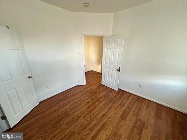 3012 KENTUCKY AVE, Baltimore, MD 21213