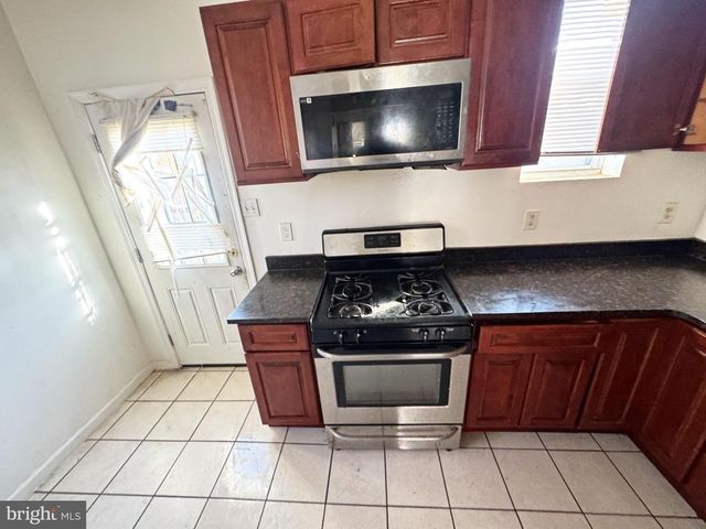 3012 KENTUCKY AVE, Baltimore, MD 21213