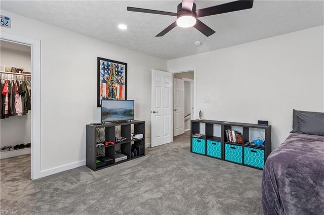 111 Eric Nelson RN, Yorktown, VA 23693